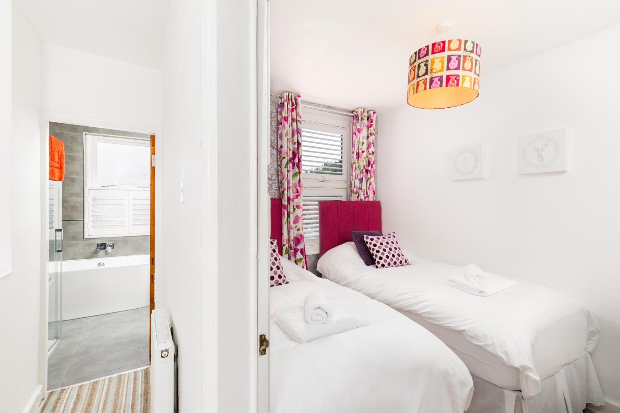 Arden Holiday Lettings Stratford-upon-Avon Exterior photo